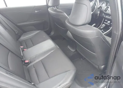 2017 Honda Accord Sport z USA, uszkodzony, nr VIN 1HGCR2F53HA252639